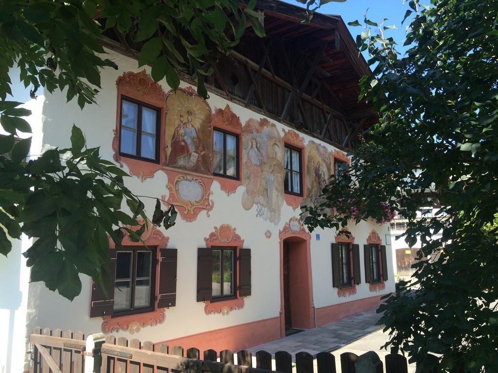 Ferienwohnungen Im Lueftlmalereck, Mussldomahaus Oberammergau Eksteriør bilde